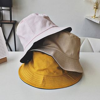 pompabee bucket hat