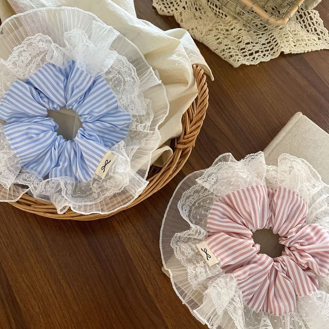 BeDaisy-Striped Lace Trim Scrunchie