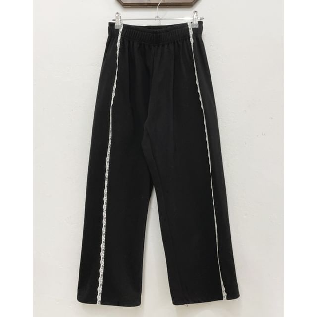 PINPI - Elastic Waist Lace Trim Wide Leg Sweatpants | YesStyle