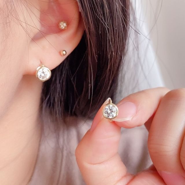 Phoenoa-CZ Huggie Earring