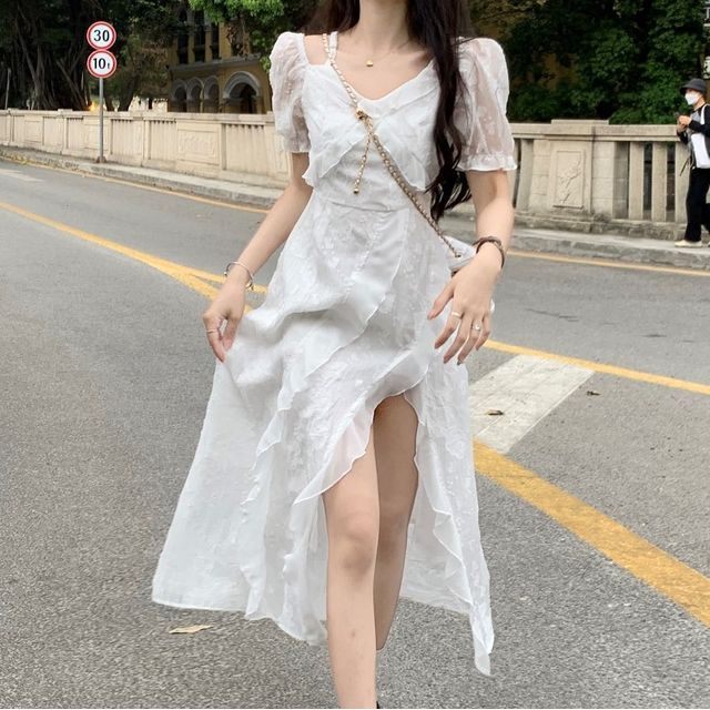 Shinsei - Short-Sleeve Patterned Lace Panel Ruffle Side-Slit