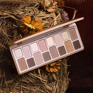 cheeryep - 16-Color Natural Star Eye Shadow Palette - Nude Heart