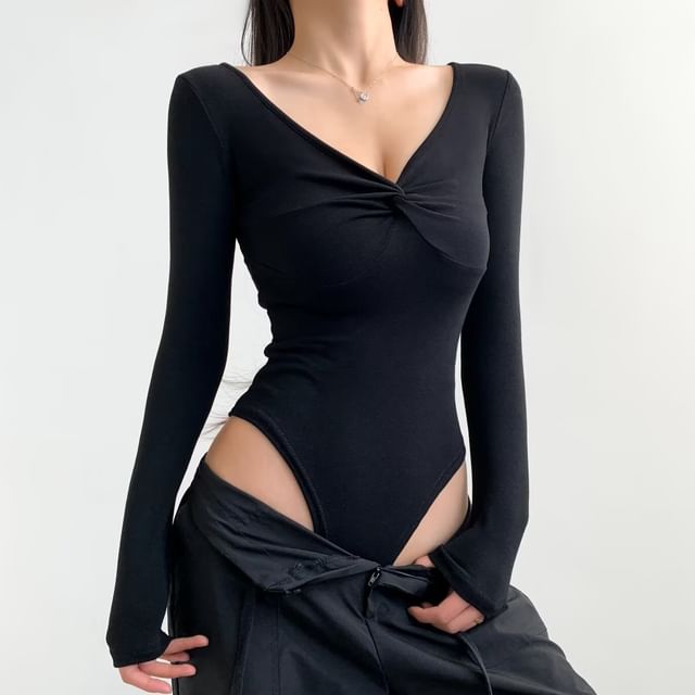 Faiar-Long-Sleeve V-Neck Plain Knot Bodysuit Top
