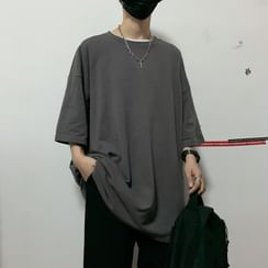Banash - 宽松中袖T裇 Banash - 宽松中袖T裇