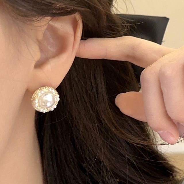 Seirios-Faux Pearl Alloy Stud Earring