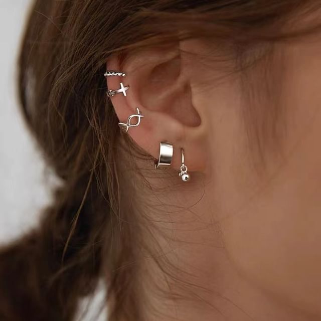 Toinianimos-Sterling Silver Huggie Earring