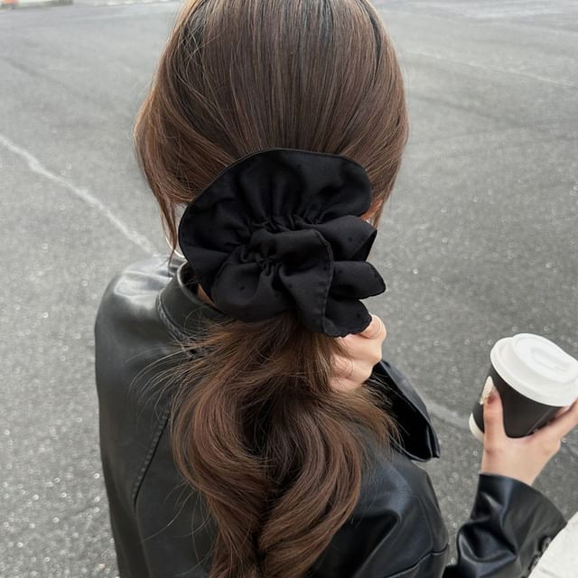 Daeuni-Polka Dot Scrunchie