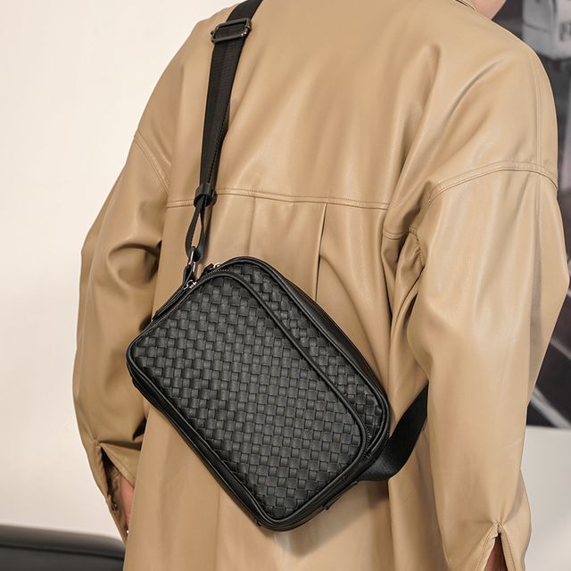 BagBuzz-Woven Zip Crossbody Bag