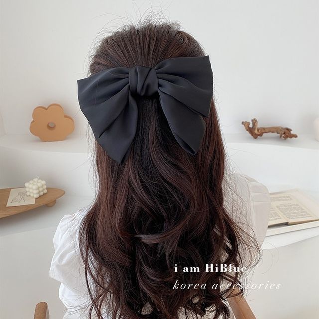 umi aoi - Bow Hair Clip