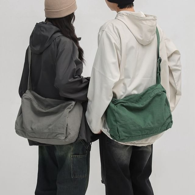 Milha-Plain Canvas Crossbody Bag