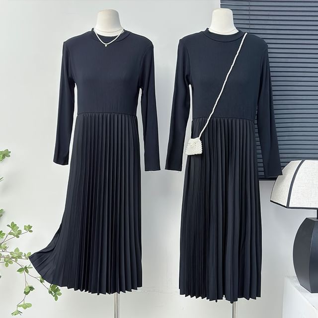 Lemongrass-Long-Sleeve Pleated Midi Dress