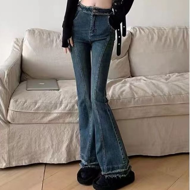 Everose-Mid Rise Washed Flared Jeans