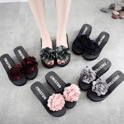 Meguro - Floral Wedge Heel Slide Sandals