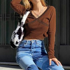Genrovia - Long-Sleeve Lace Trim Cropped Tee Genrovia - Long-Sleeve Lace Trim Cropped Tee