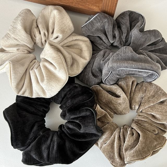 enthice-Plain Scrunchie