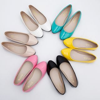 Simply Walk Pointy Flats | YesStyle