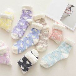 electroyinyang - Heart Print / Plain Coral Fleece Socks