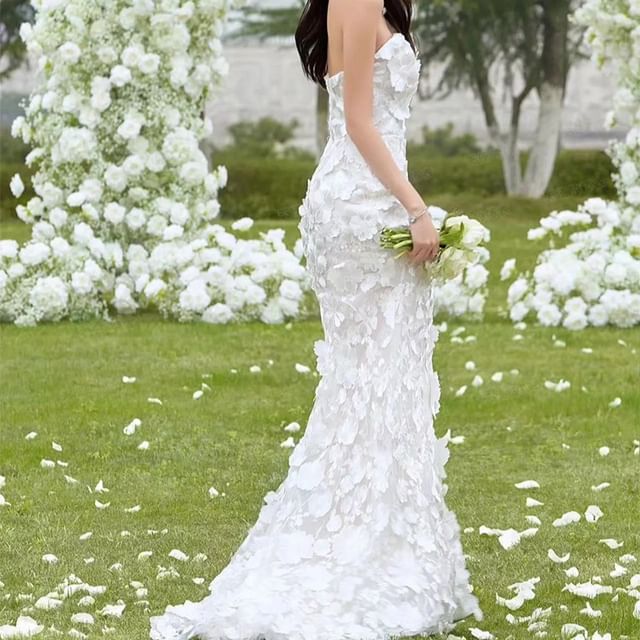 Angel Bridal - Strapless Notch Neck Floral Applique Trained Mermaid Wedding  Gown | YesStyle