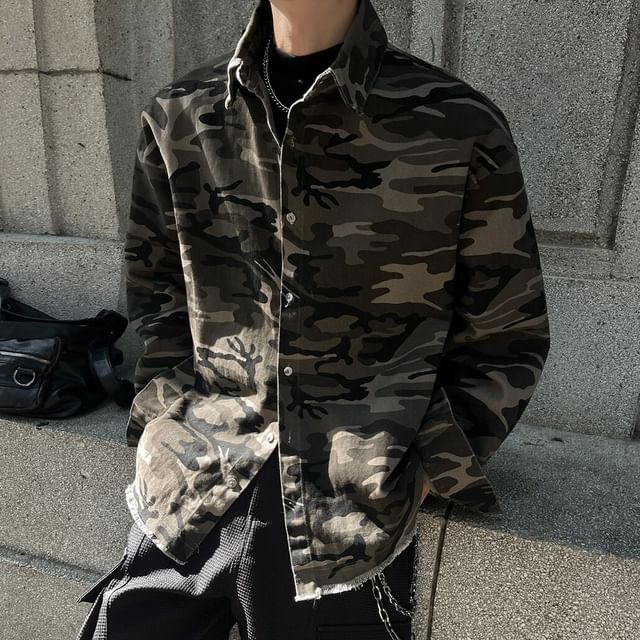 Vernanah-Camo Print Frayed Button-Up Shirt Jacket