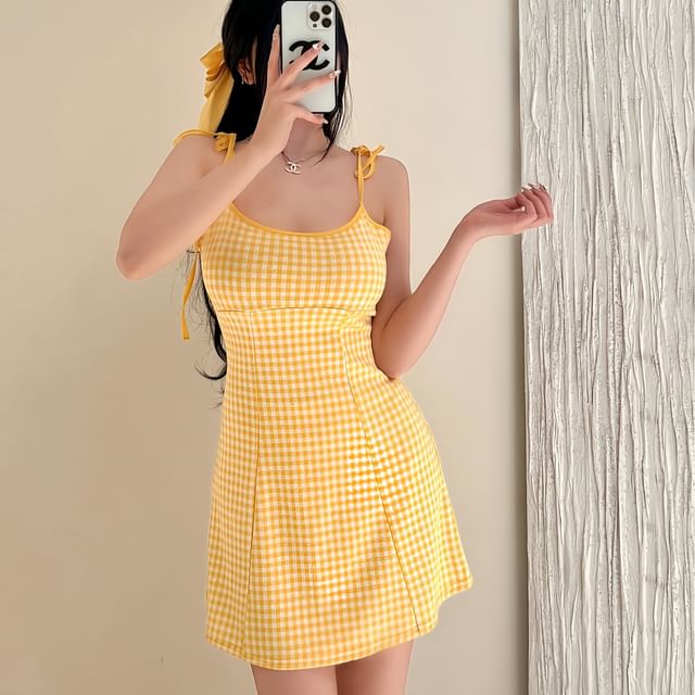 Antharpil Spaghetti Strap Scoop Neck Plaid Mini Bodycon Dress