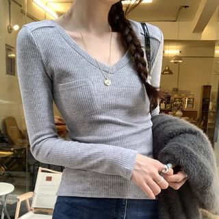 Asiris-Long-Sleeve V-Neck Plain Knit Top