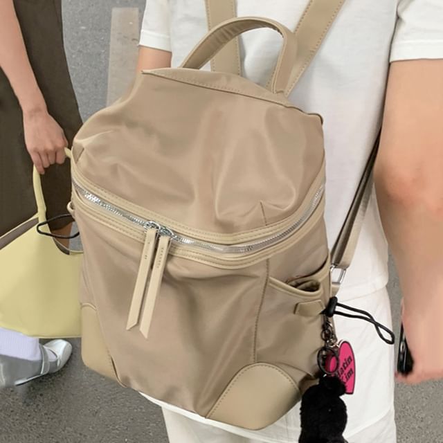 Fran San-Plain Panel Nylon Backpack