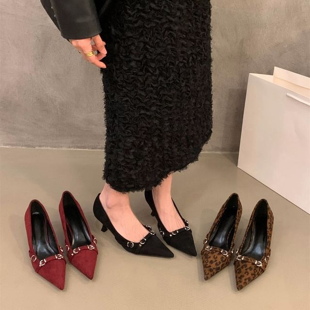 Karlao-Kitten Heel Pointed Toe Buckled Pumps