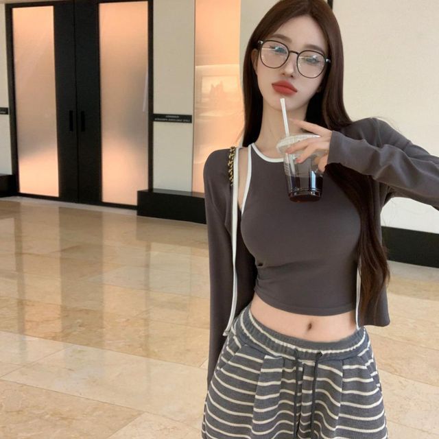 Ashlee Crew Neck Contrast Trim Crop Tank Top Open Front