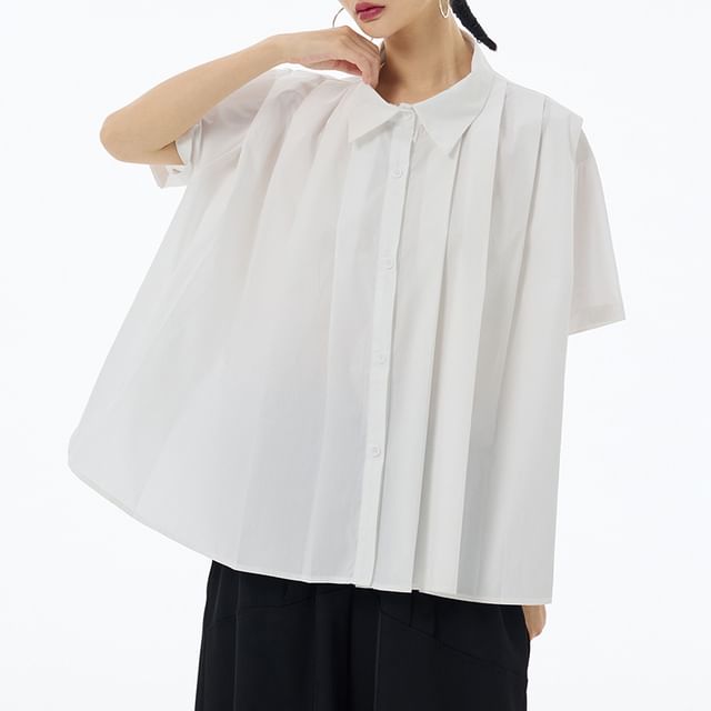 KUMI-Short-Sleeve Pleated Plain Shirt