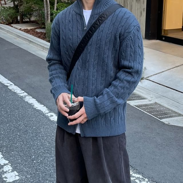 Okwano-Stand Collar Plain Cable Knit Zip Cardigan