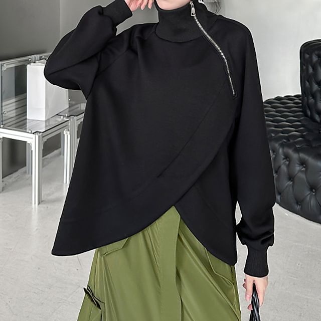 KUMI-Turtleneck Plain Zip Detail Pullover