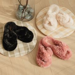 Babi n Pumkin - Cross-Band Furry Slippers Babi n Pumkin - Cross-Band Furry Slippers