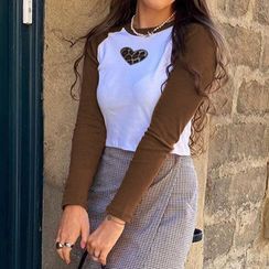 Honet - Long-Sleeve Leopard Print Heart Cropped T-Shirt Honet - Long-Sleeve Leopard Print Heart Cropped T-Shirt
