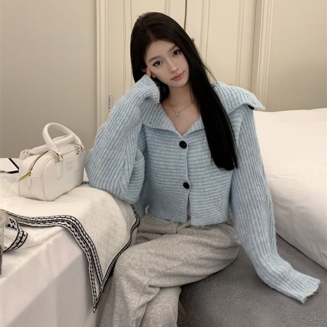 Beem-Collared Button-Up Plain Crop Cardigan