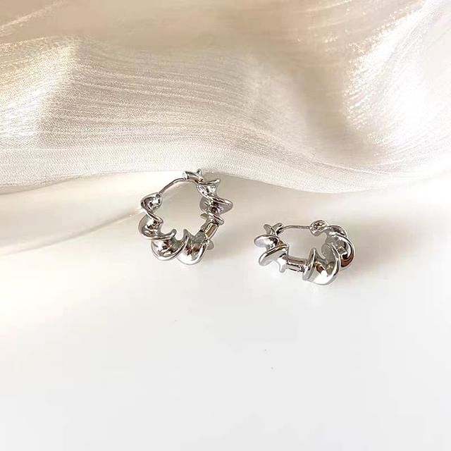 Chimerro-Twisted Alloy Hoop Earring