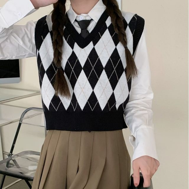 Shinsei - Argyle Cropped Sweater Vest 