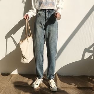 straight leg baggy jeans