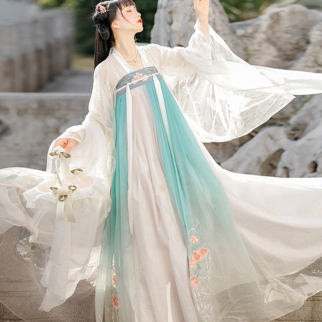 Francoix - Bell-Sleeve Two-Tone Hanfu Costume Set | YesStyle
