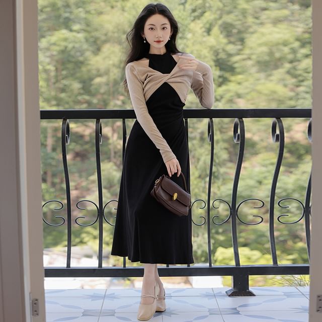 sansweet - Long-Sleeve Two Tone Cutout Knit Maxi A-Line Dress | YesStyle