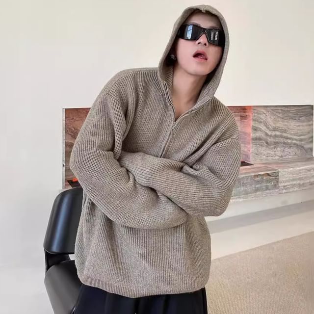 Neonity Wear-Hooded Plain Half Zip Sweater