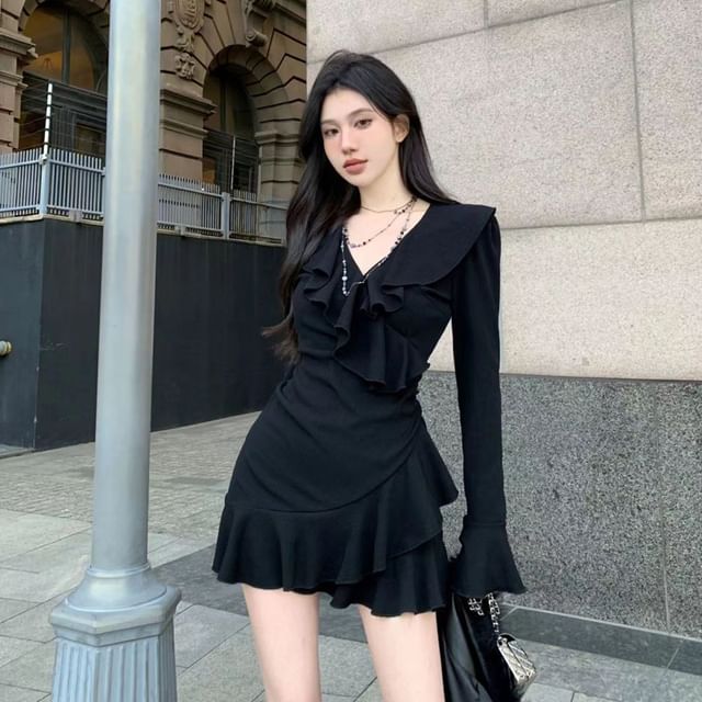 Everose-Long-Sleeve V-Neck Plain Ruffle Mini A-Line Dress
