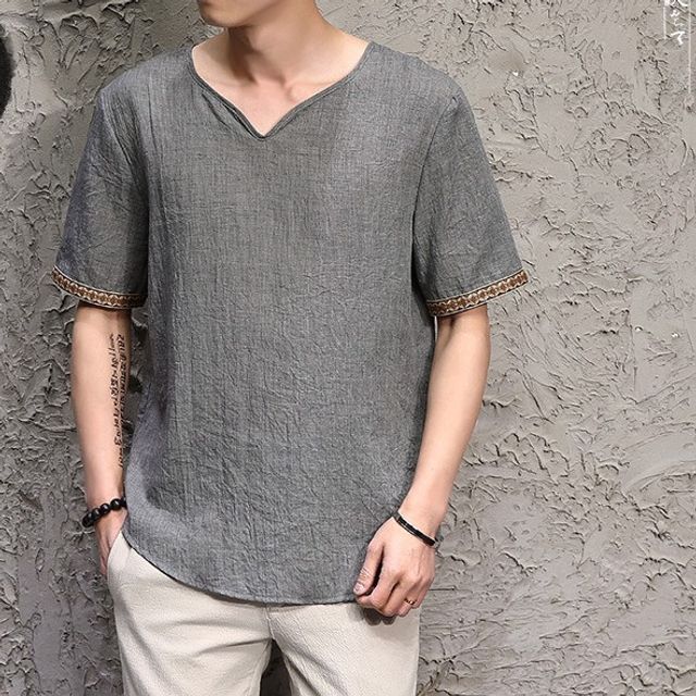 Ninine-Short-Sleeve V-Neck Plain T-Shirt