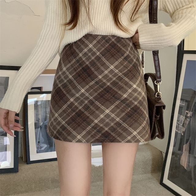 Happo-High Rise Plaid Mini A-Line Skirt