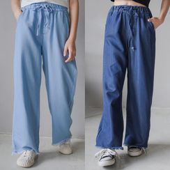 Cuckoo - Kids Wide-Leg Jeans / Short-Sleeve T-Shirt Cuckoo - Kids Wide-Leg Jeans / Short-Sleeve T-Shirt