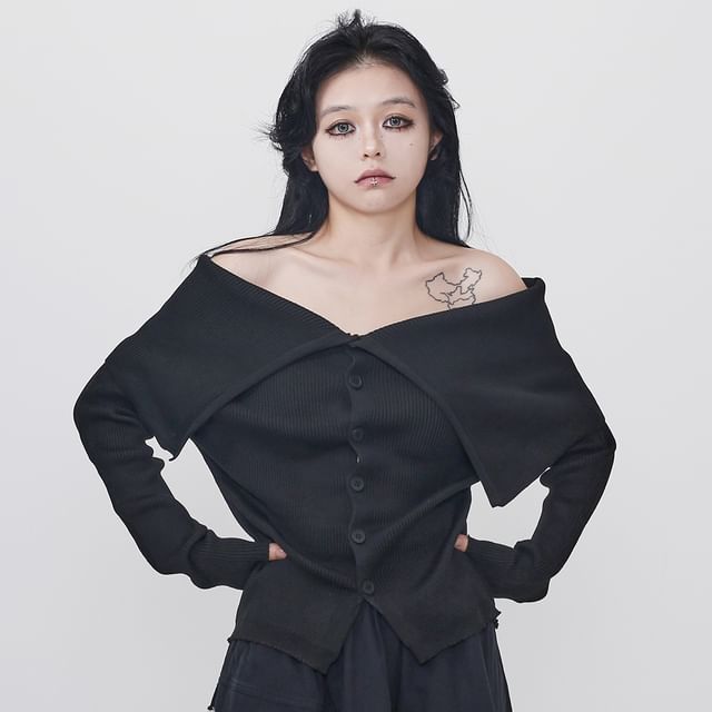 Ravenstem-Off-Shoulder Button-Up Plain Cardigan