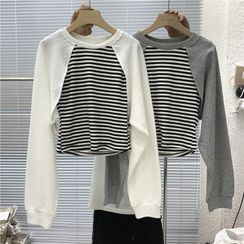 FRAIS - Long-Sleeve Stripe Panel Plain Cropped Sweatshirt