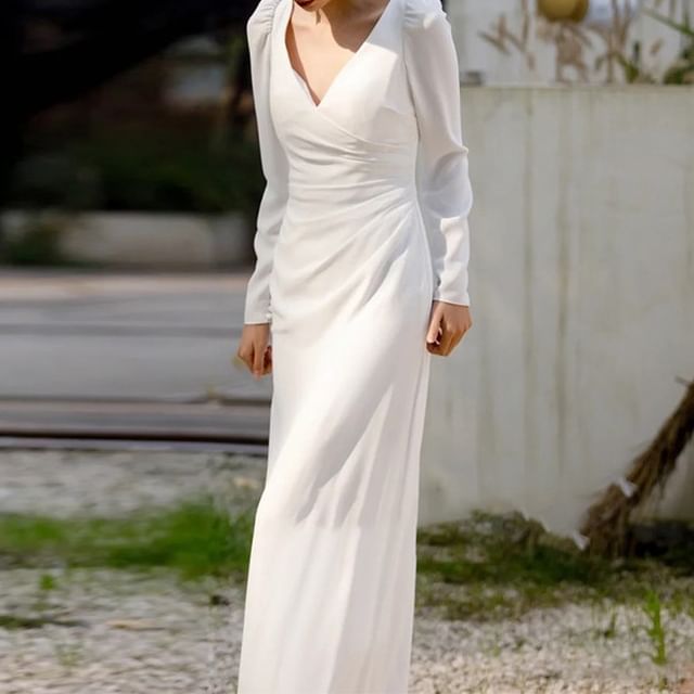 DreesHouse-Long-Sleeve V-Neck Plain Lace Panel Ruched Slit Sheath Wedding Gown