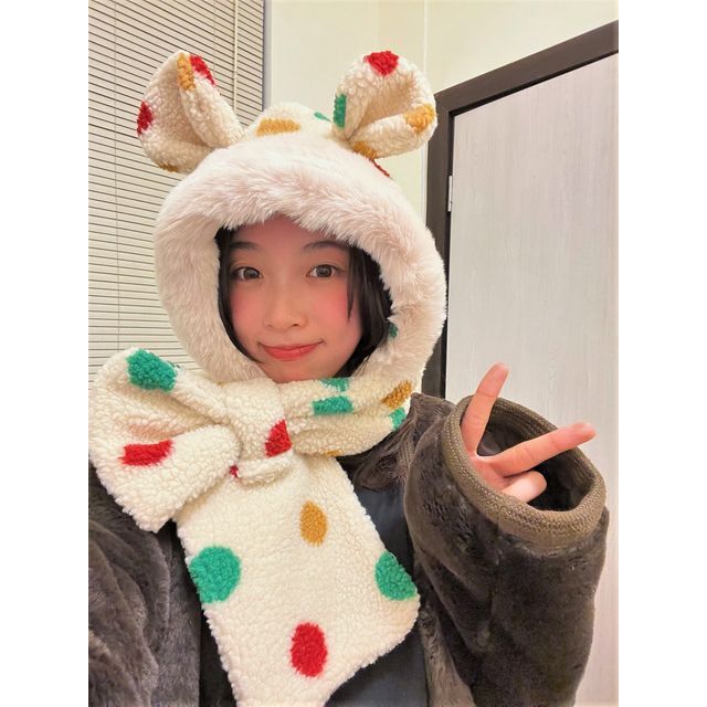 Hatrix-Dotted Ear Hooded Scarf