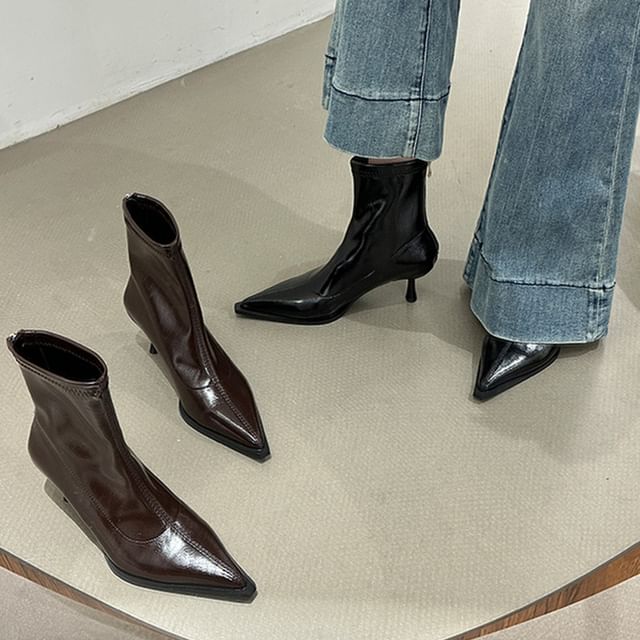 Karlao-Pointy Stiletto Heel Short Boots