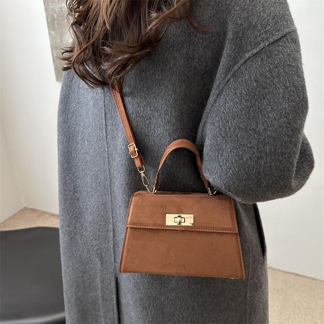 Indenis-Twist Lock Flap Crossbody Bag